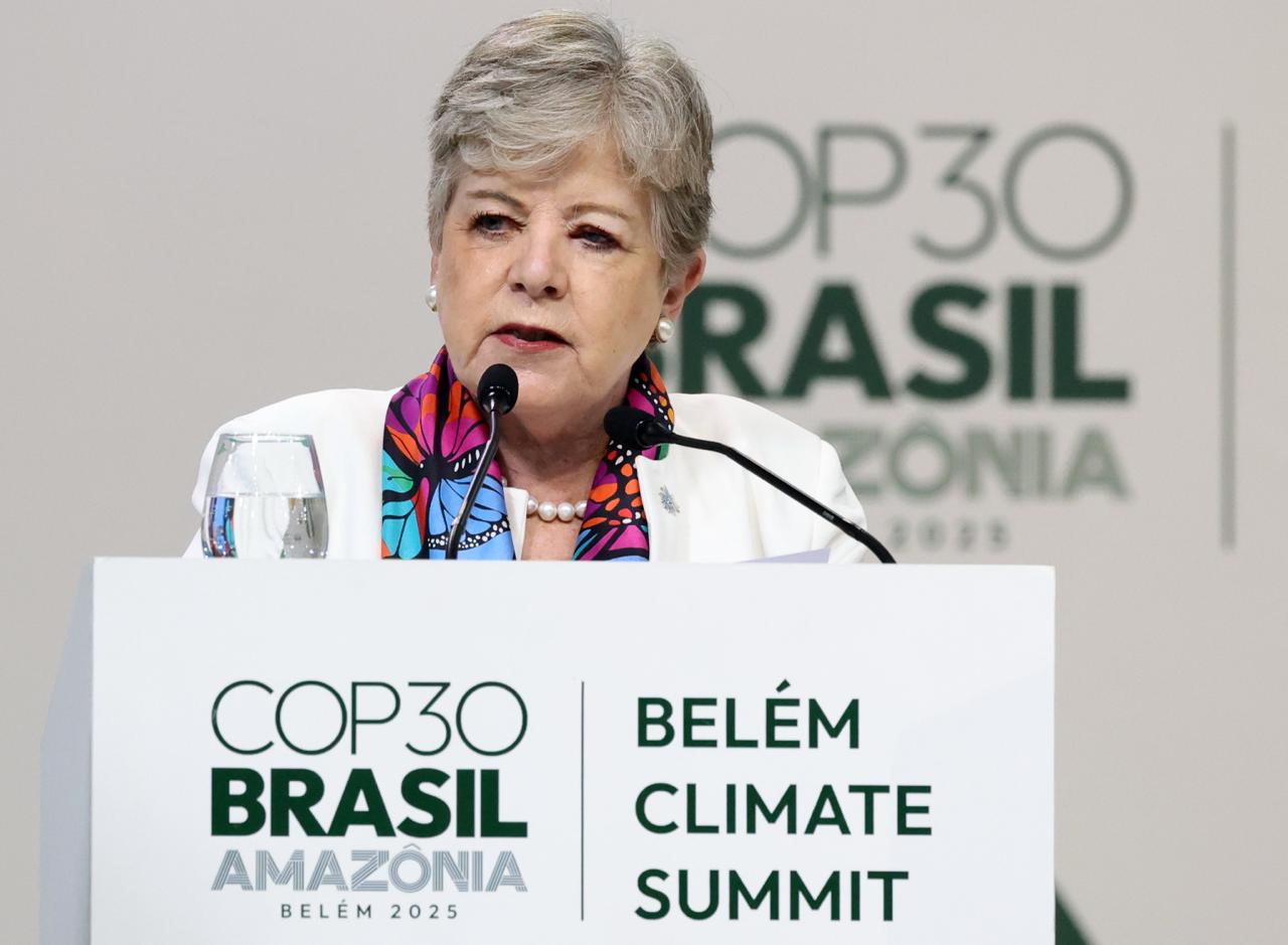 La secretaria Alicia Bárcena representó a México durante la Sesión Plenaria de la Cumbre Climática de Líderes